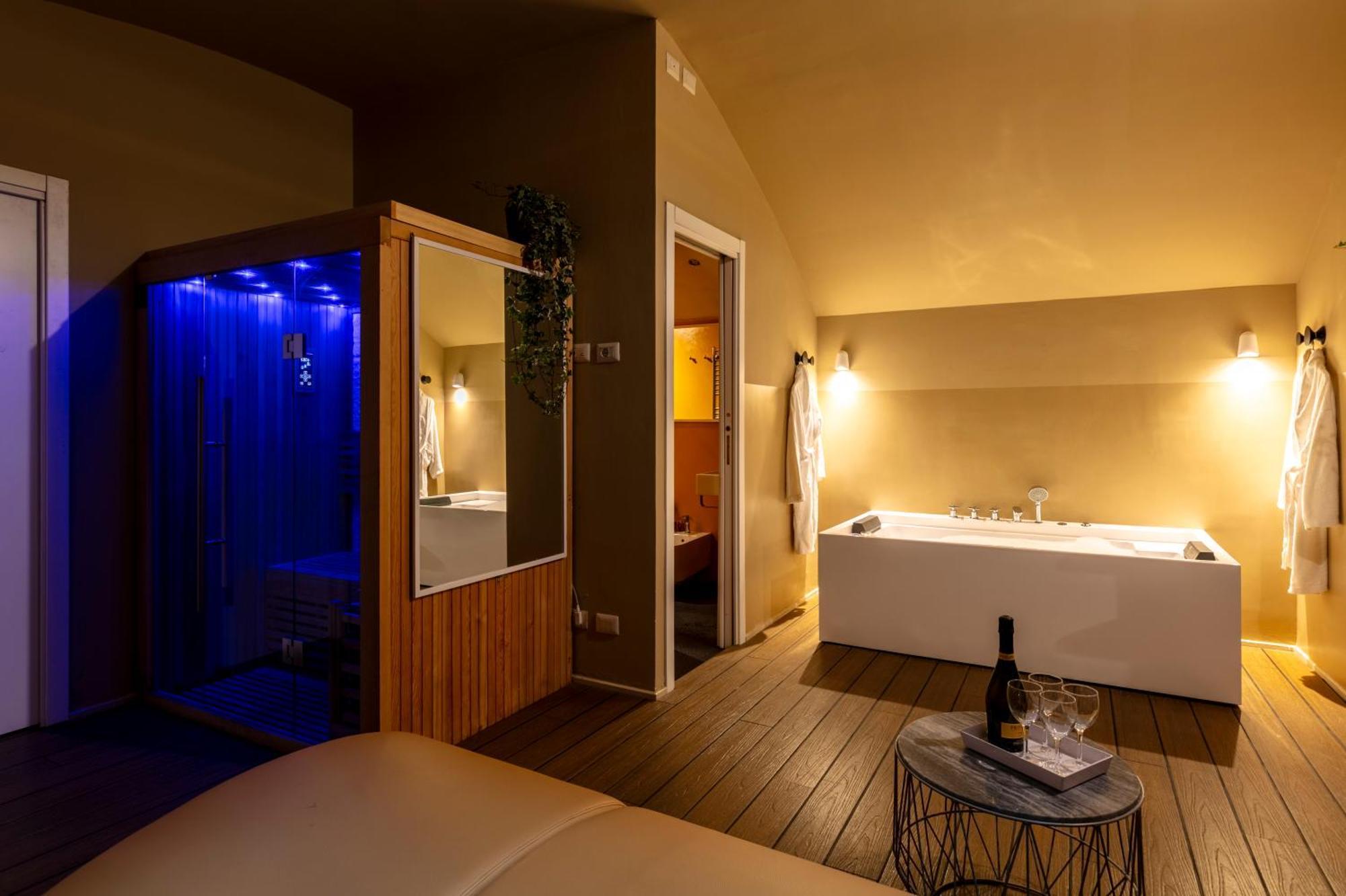 Romac Coronari With Gym, Sauna And Garden Extérieur photo