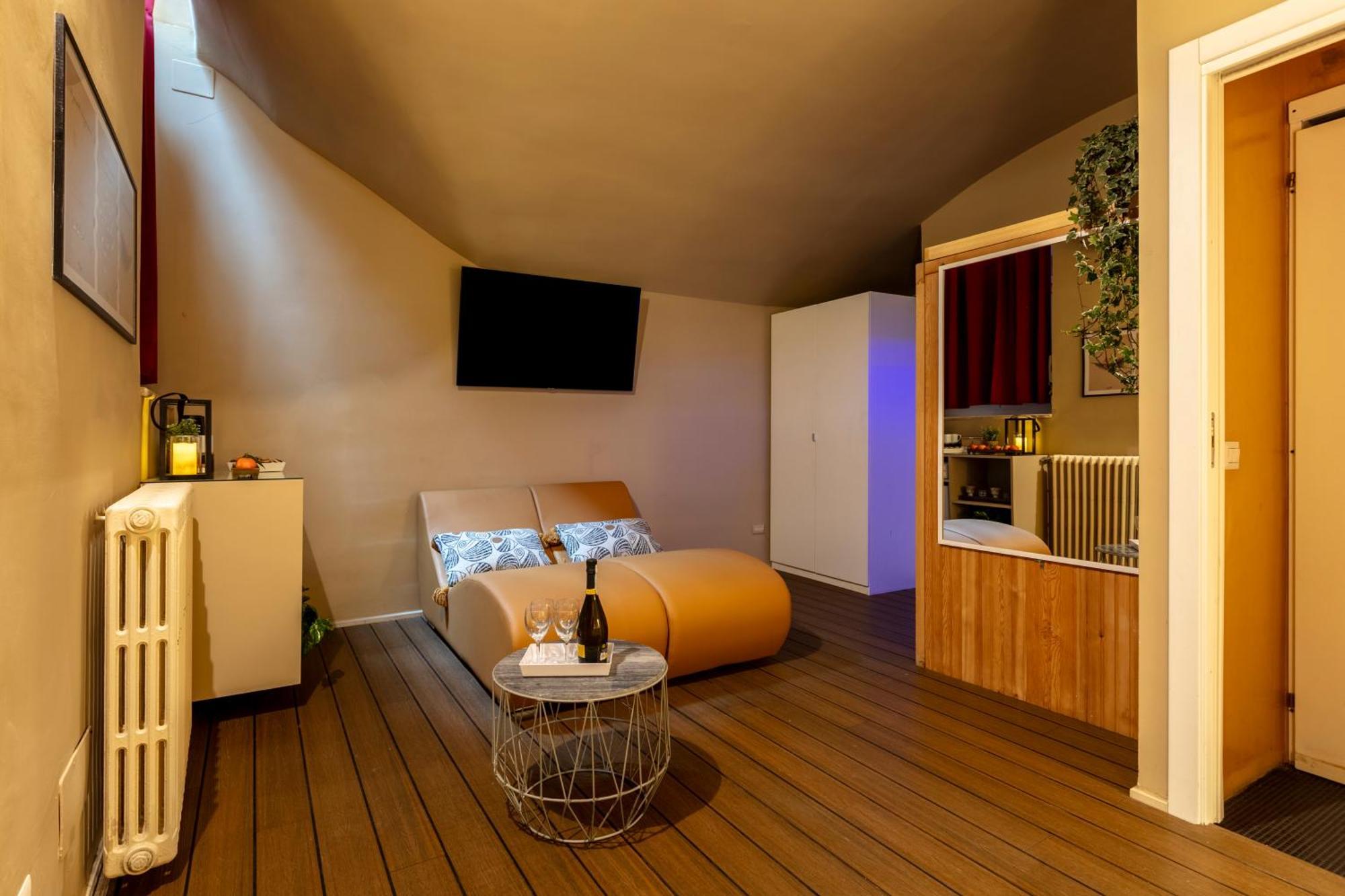 Romac Coronari With Gym, Sauna And Garden Extérieur photo