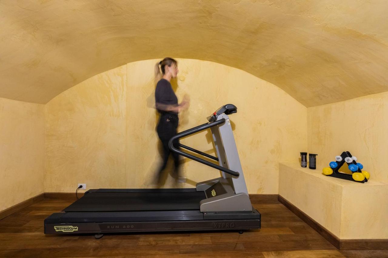 Romac Coronari With Gym, Sauna And Garden Extérieur photo
